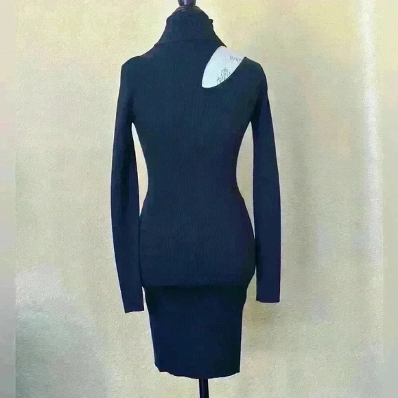 A.L.C. “West” Turtleneck Dress With Cut-Out Shoulder Dark Green Small NWOT! - Picture 5 of 8